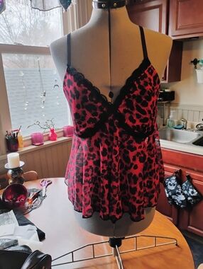 Red & Black Leopard Lace Trim Flowy Top
